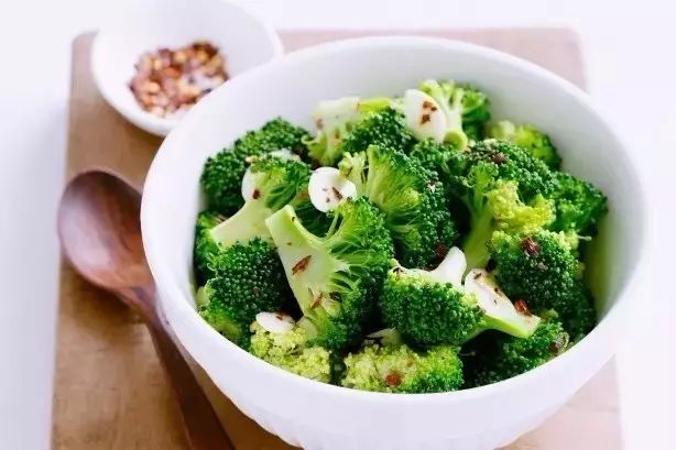 國康健康保險談母乳喂養(yǎng)之產(chǎn)氣食物